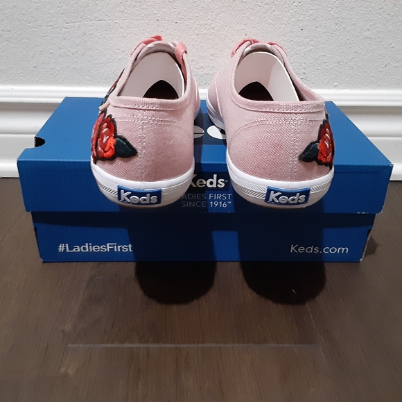 Keds - Picture 3 of 4